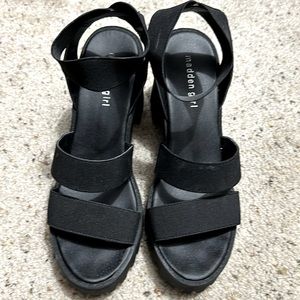 Madden Girl SoHo Black heels 10M